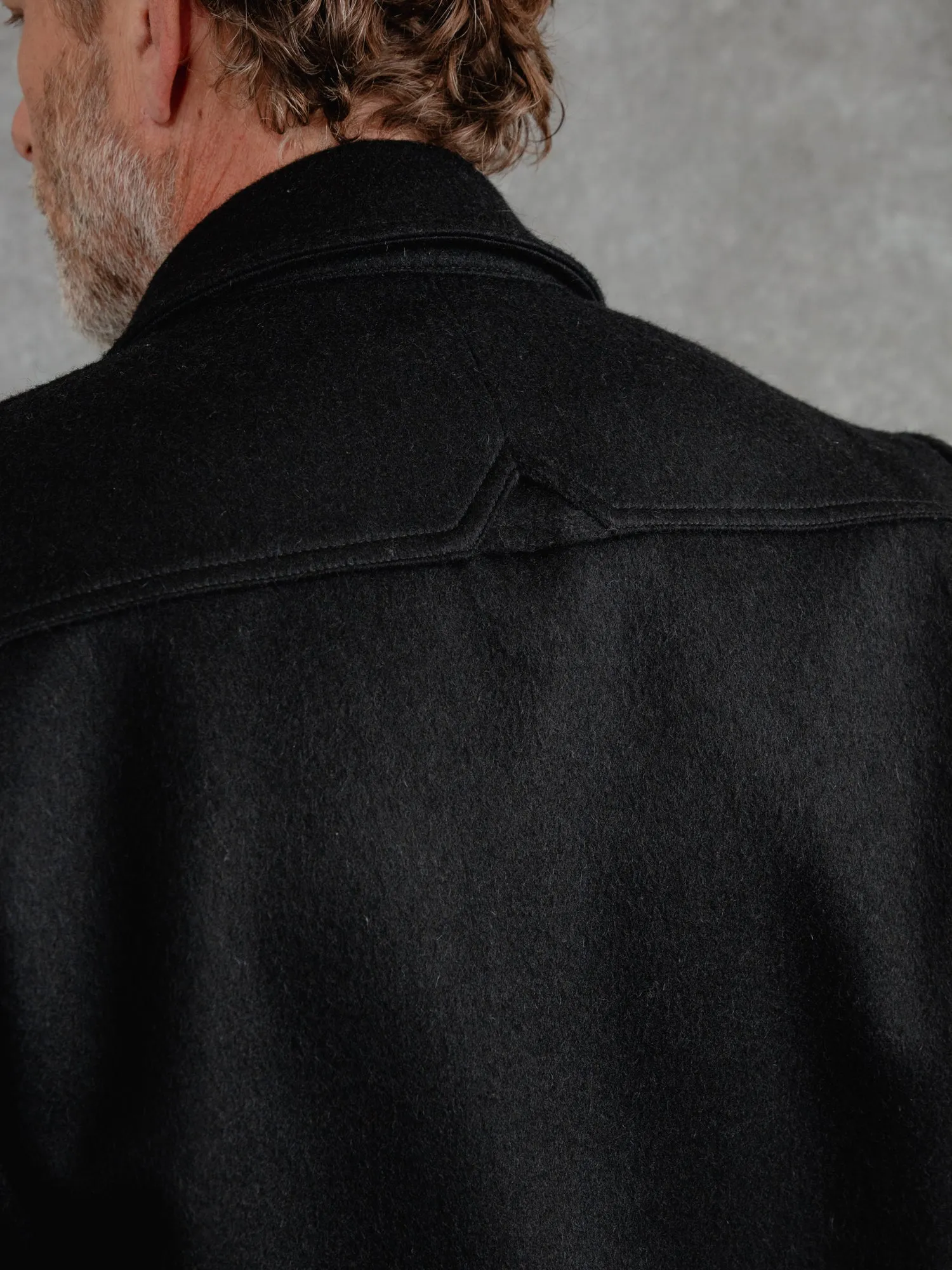 Stamford Classic Wool Shacket - Stylish and Cozy Overshirt for Every Occasion